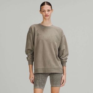 like new lululemon Perfectly Oversized Crew